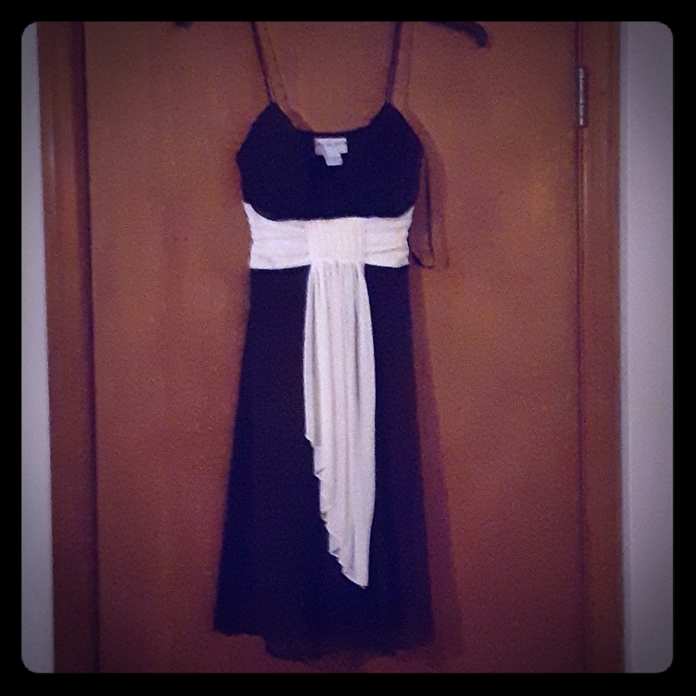 Split Decision strap sleeve formal dress
